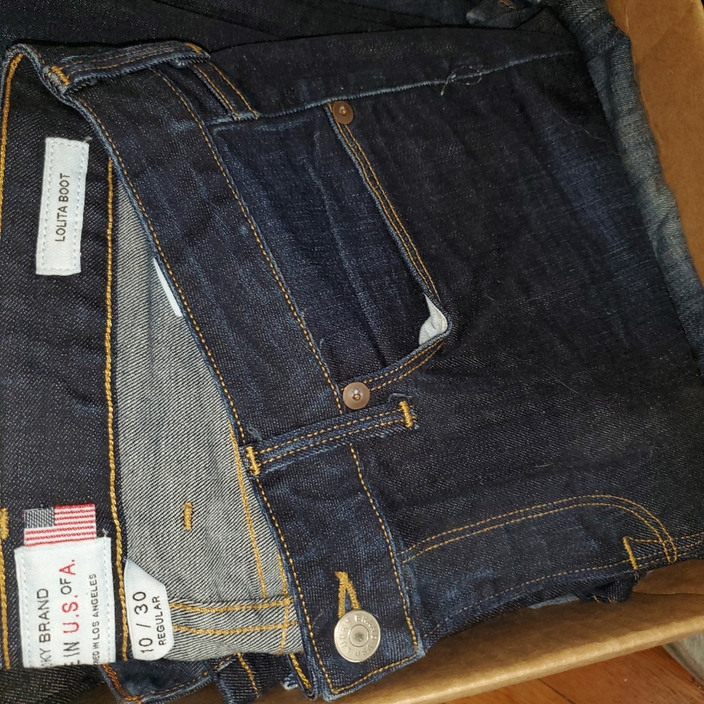 Jeans - Picture 4 of 5